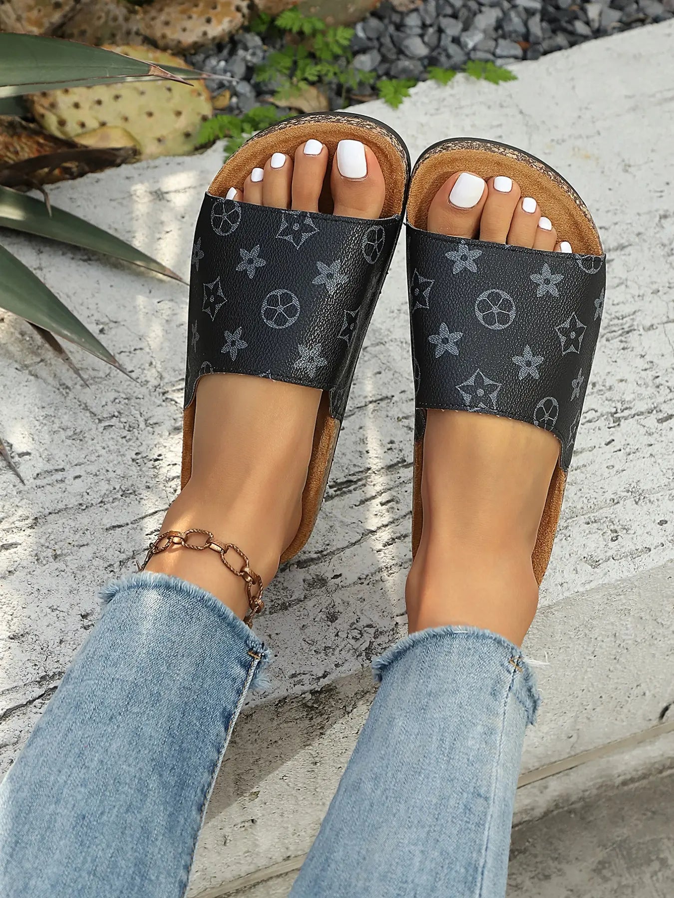 Women's PU Leather Slippers, Casual Anti-Slip Eva Sole, Daily Wear, Comfortable Footwear